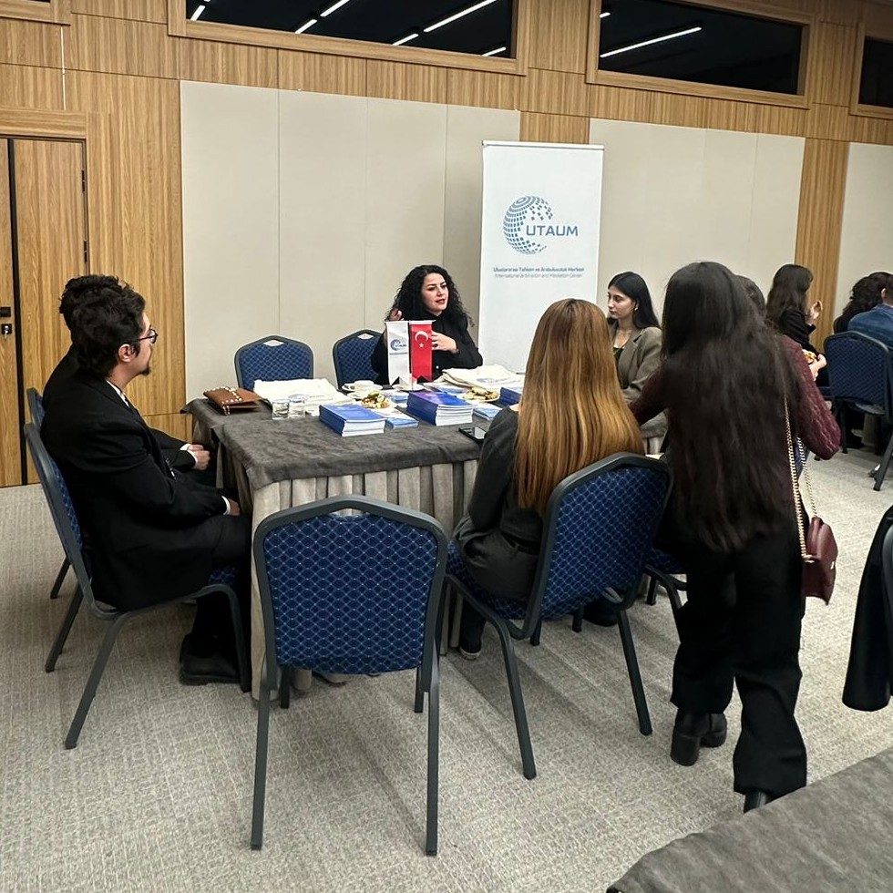 Ankara Üniversitesi Hukuk Fakültesi Hukukta Arabuluculuk ve Tahkim Topluluğu tarafından düzenlenen ve UTAUM’un ana sponsorluğunu üstlendiği L’INCONTRO: 100 Yılın Resepsiyonu gerçekleştirildi.